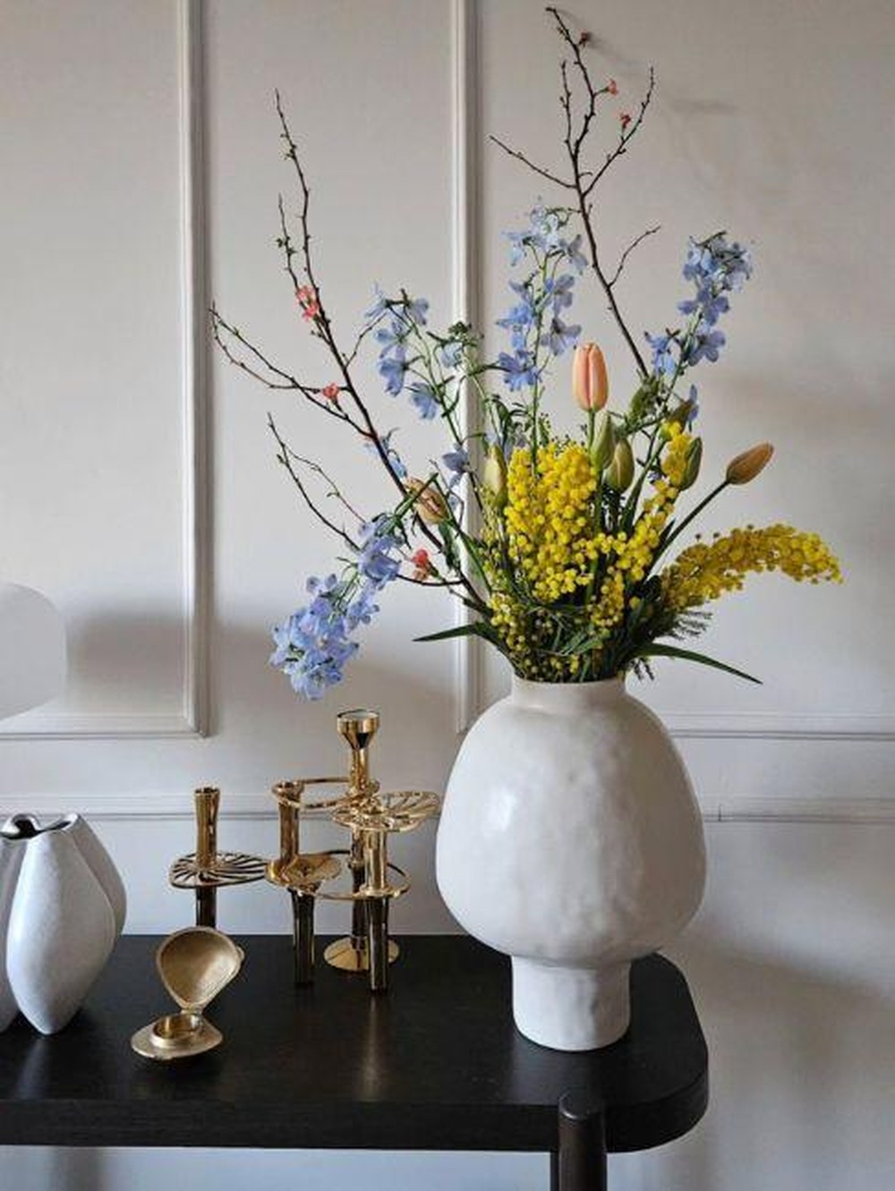 Composition florale en hauteur